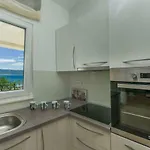 Aquamarine Duće