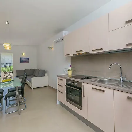 Aquamarine Apartman Duće
