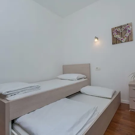 Aquamarine Apartmán *